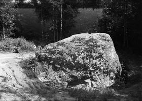 didysis Jomantų akmuo