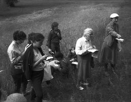 botanikos praktika 1986 · su Prof. Marija Natkevičaite - Ivanauskiene