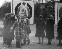 1985-11-07 · Ingrida Malakauskaitė, Liuda Starovoitovaitė, Edita Vilutytė, Edita Stočkutė, Gitana Maurušaitytė