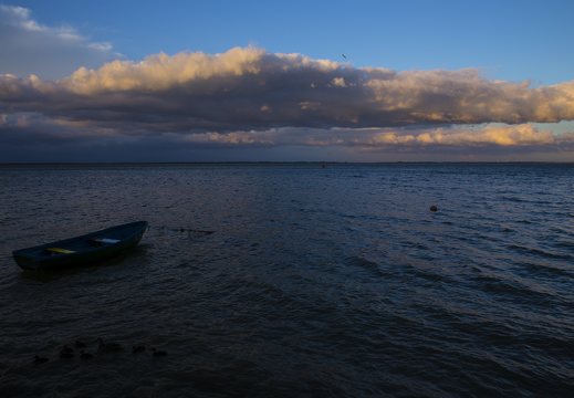 Juodkrantė · marios, debesys, saulėlydis. valtis