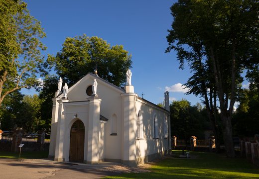 Trakų Vokė · Grafų Tiškevičių koplyčia - mauzoliejus