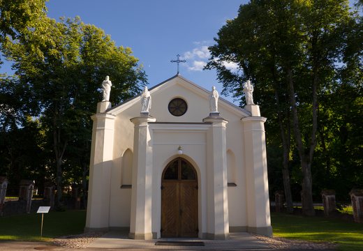 Trakų Vokė · Grafų Tiškevičių koplyčia - mauzoliejus