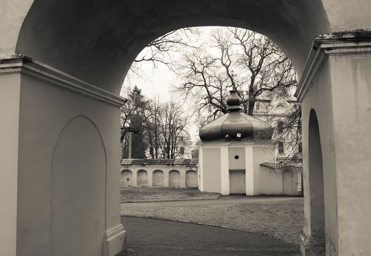 Vilniaus Petro ir Povilo bažnyčia · vienuolynas