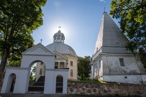 Buivydžiai · Šv. Jurgio bažnyčia ir Radziševskių koplyčia