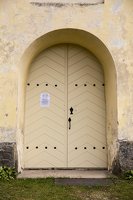 Rykantų Švč. Trejybės bažnyčia · durys