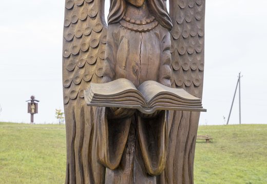 Angelų kalva · angelas su knyga