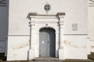 Kruonio bažnyčia · durys