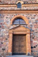 Butrimonių bažnyčia · durys