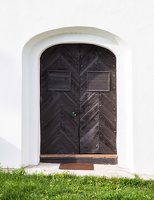 Dusetų bažnyčia · varpinės durys