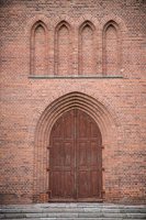 Kamajų bažnyčia · durys